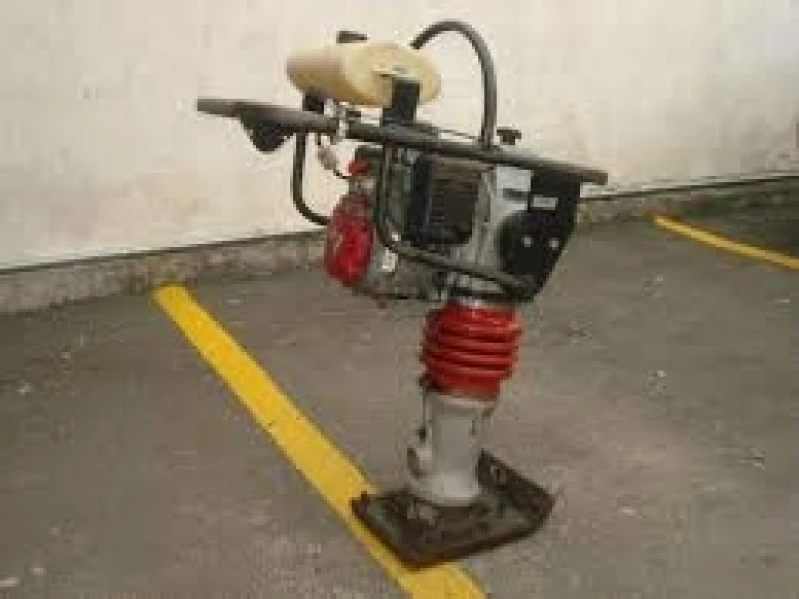 Aluguel de Compactador de Solo na Zona Leste