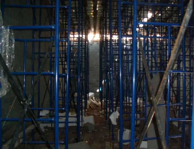 escora metálica para aluguel